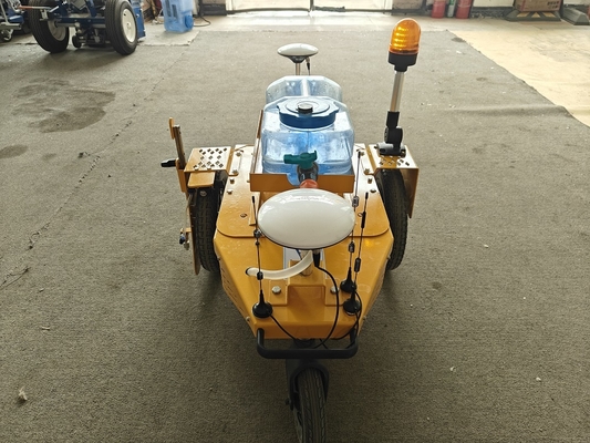 Inteligentny robot do wstępnego znakowania maszyn drogowych - pozycjonowanie satelitarne